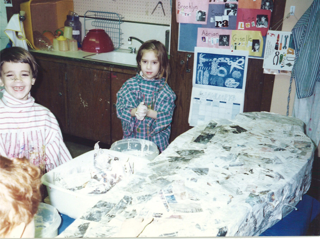 Lee, Vera and Brooklyn with mummy case